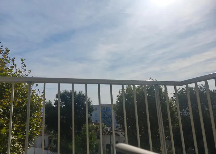 Apartamento Dinasty Эмпуриабрава